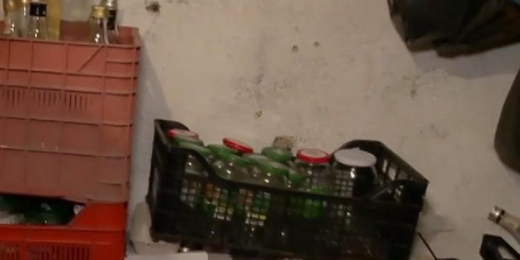 Cum au ajuns butoaiele cu varza in buncar