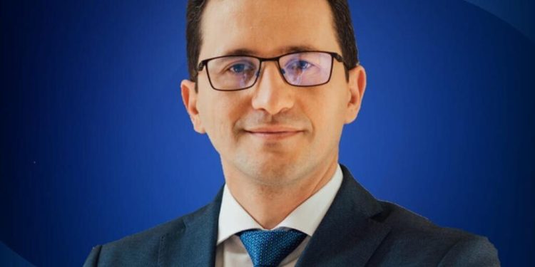 Judecatorul CSM Alin Ene atac la Oana Gheorghiu O incitare la ura de clasa pura