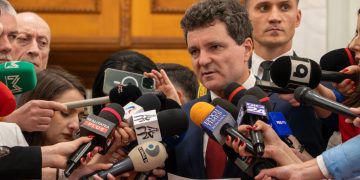 Nicusor Dan E normala interactiunea intre politicieni si afaceristi