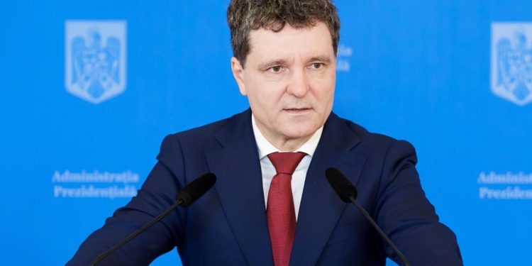 Nicusor Dan prezinta strategia nationala de aparare