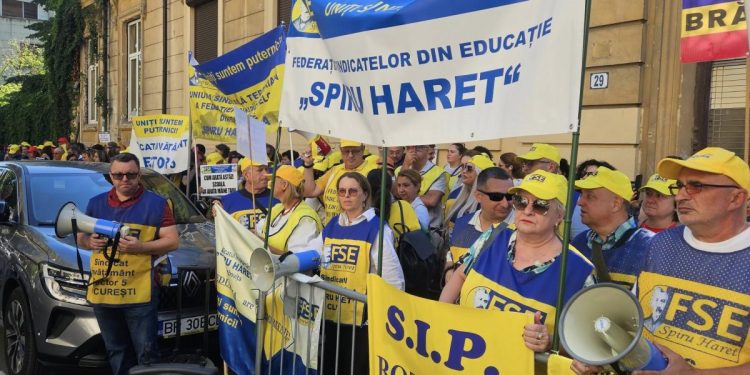 Profesorii vor protesta miercuri la Ministerul Educatiei