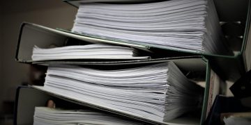 Retea de acte false pentru cetatenii din ex URSS