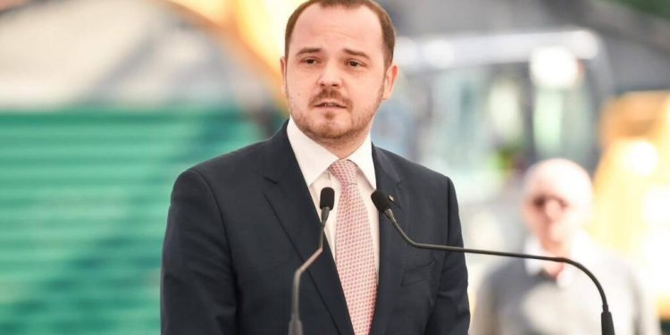 Rogobete despre ancheta certificatelor medicale false Birourile Ministerului Sanatatii sunt sigilate