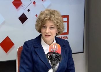 Vicepremierul Oana Gheorghiu reclamata de CSM la Parchet