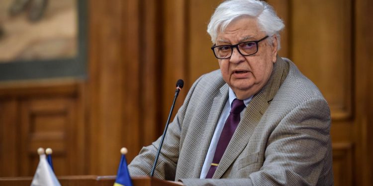 Analistul economic Mircea Cosea a murit la 83 de ani