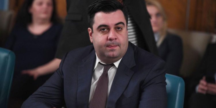 DNA perchezitioneaza locuinta fostului ministru Razvan Cuc