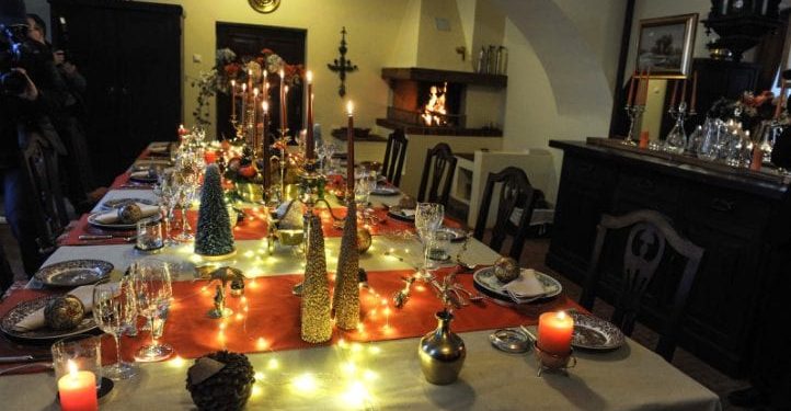 InfoCons avertizeaza despre aditivii din masa de 1 Decembrie