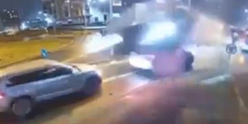 Momentul incredibil cand un sofer din Oradea zboara cu masina
