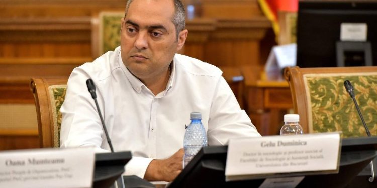 Patriotismul persist a dar il traim diferit Avem multi sefi si putini lideri unificatori
