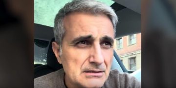 Robert Turcescu In alta tara Buzoianu ar fi fost trimisa acasa
