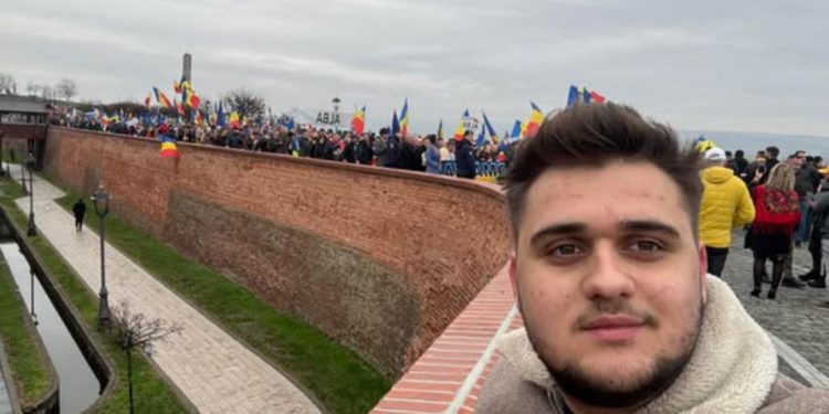 Tinerii îndeamnă la vot în ultimele ore. 1 Tinerii indeamna la vot in ultimele ore