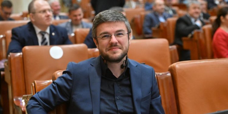 USR si a desemnat ministerii Radu Miruta Aparare Irineu Darau Economie