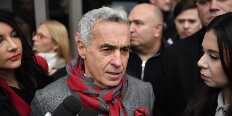 Calin Georgescu il citizeaza pe Trump la polita Buftea Azi in Venezuela maine