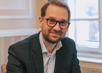 Culmea cetateniei Fritz rezistul devine roman