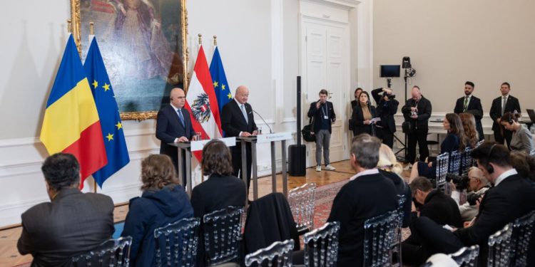 Mandatul lui Bolojan marcat de mari proteste