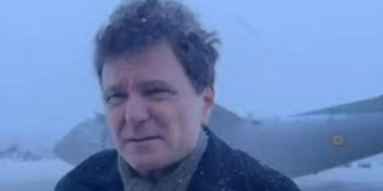 Miza pentru care Nicusor Dan a fost lasat la aeroportul din Paris