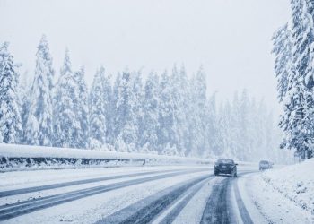 Ninge in jumatate din tara dificultati in circulatie pe DN1