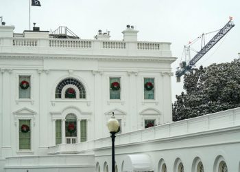 Trump afirma ca e prea tarziu pentru a stopa lucrarile la sala de bal de la Casa Alba in