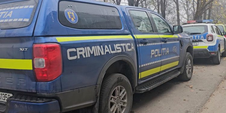 Un barbat din Deva a pastrat timp de 3 ani ramasitele tatalui sau decedat ascunse sub pat in locuinta