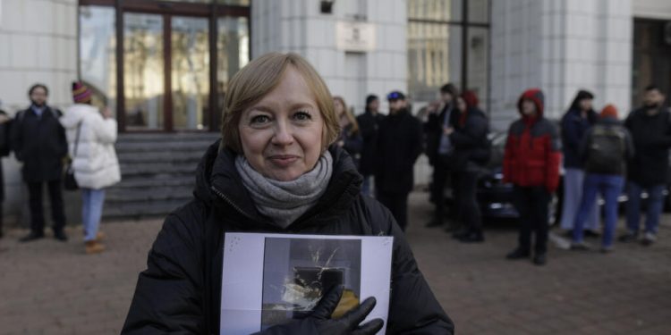 Val de ura si intimidare impotriva Emilie Sercan jurnalista acuza tacerea autoritatilor