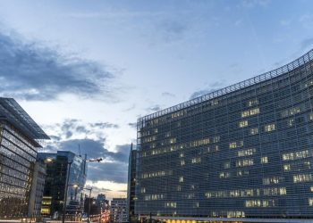 25 de directive europene nu sunt implementate in Romania FACIAS cere lamuriri