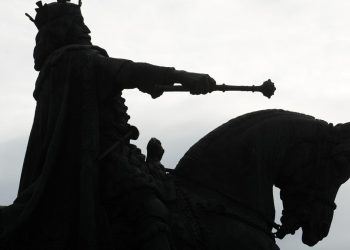 Documentul era ascuns in interiorul calului o scrisoare din 1882 a fost descoperita in statuia ecvestra a