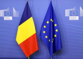 Eurobarometru aproape 50 dintre romani cred ca apartenena la UE aduce beneficii