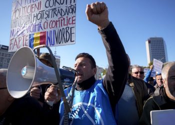 Minerii protesteaza in Bucuresti Cer indemnizatie compensatorie pe 48 de luni pentru cei concediati si