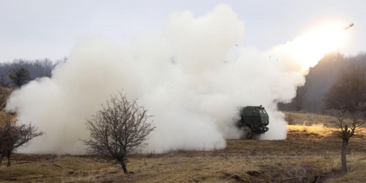 NATO a testat in Romania sistemul de foc al artileriei Trebuie sa avem capacitatea de a neutraliza pana la 1200