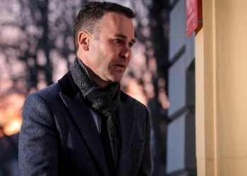 Perchezitii ale DNA la Primaria Sectorului 3 si la casa lui Robert Negoia