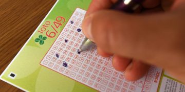 Premiul cel mare la Loto 649 in valoare de 450 milioane de euro a fost castigat