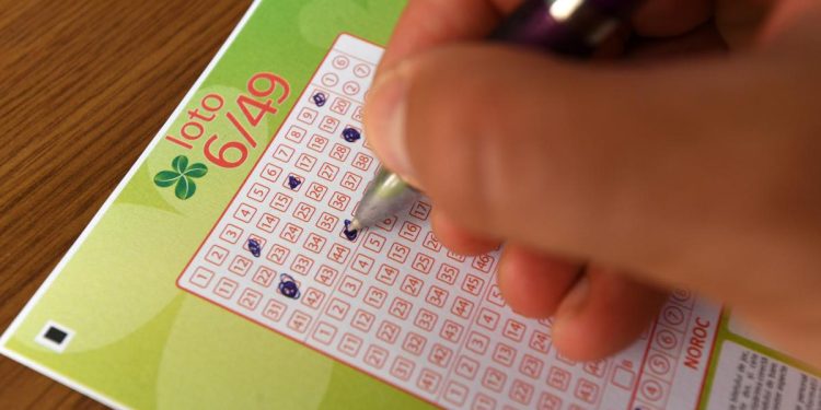 Premiul cel mare la Loto 649 in valoare de 450 milioane de euro a fost castigat