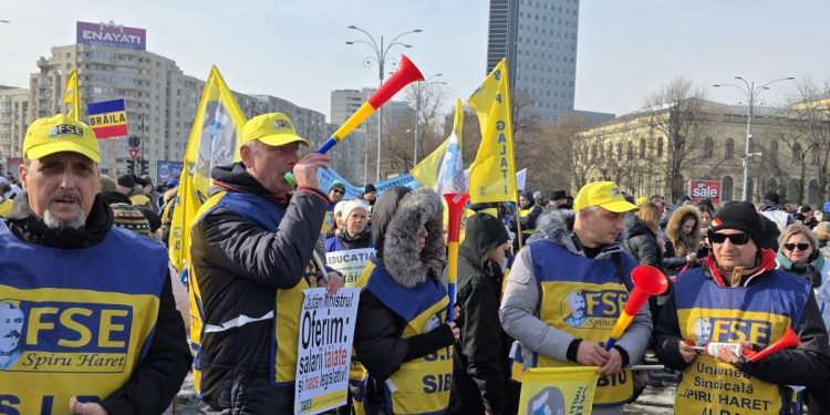 Profesorii si studentii protesteaza astazi la Cotroceni Nemultumire dupa afirmatia lui Bolojan ca nu de