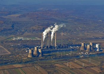 Proteste la CE Oltenia Minerii isi suspenda activitatea din cauza neprimirii tichetelor de masa
