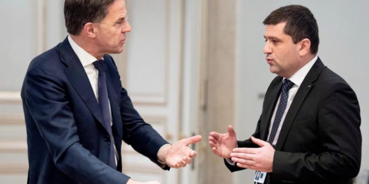 Radu Miruta intalnire cu Mark Rutte Romania isi consolideaza rolul activ in NATO