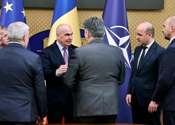 Revolta imptroa lui Bolojan Peste 1300 de primarii incep astazi greva de avertisment