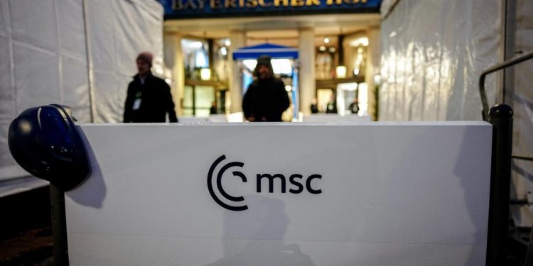 Romania va fi reprezentata la Conferinta de Securitate de la Munchen de ministrii Oana Toiu si Radu