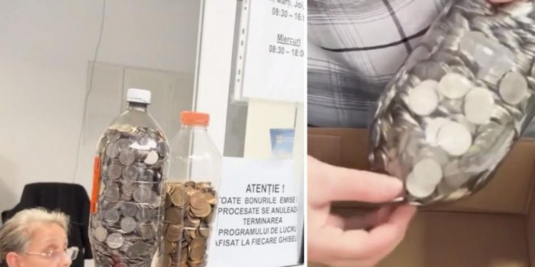 Un barbat din Craiova a venit sa si plateasca taxele cu 3 kg de monede aduse in sticle de plastic