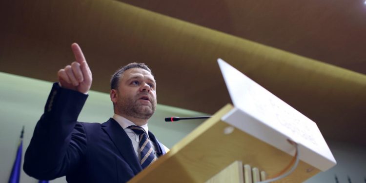 ciprian ciucu nu are in plan sa elimine gratuitatea stb pentru pensionari orice alta informatie este neadevarata