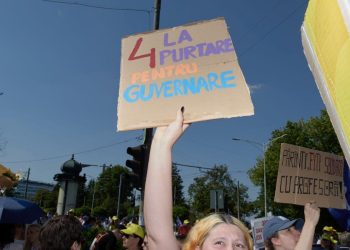 noile reduceri din educatie determina profesorii sa protesteze eliminarea doar a masurilor din lega bolojan