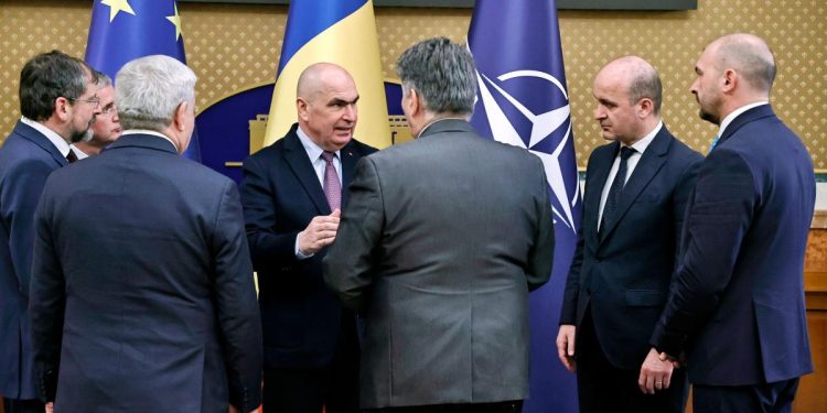 revolta impotriva lui bolojan peste 1300 de primarii incep de azi greva de avertisment