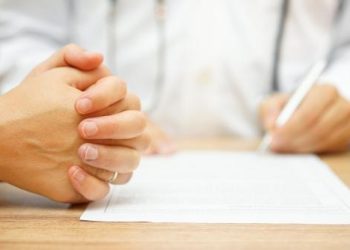 solutia propusa de romani pentru a preveni neplata primei zile de concediu medical medicamentele ar trebui sa fie penalizate daca accepte