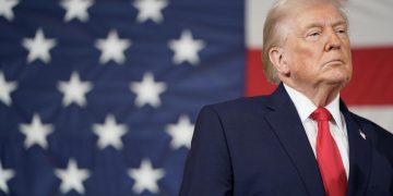 surse donald trump este invitat la bucuresti pentru summitul b9 din 13 mai vor fi prezenti si mark rutte