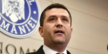 Angajatii de la UM Sadu il pun pe Miruta in fata riscului de procese in urma afirmatiilor ministrului