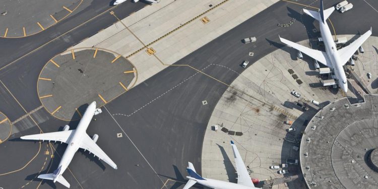 Cursele speciale Tarom pentru romanii blocati in Orientul Mijlociu suspendate Alte 35 de zboruri impactate