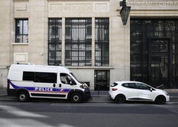 Franta Masuri sporite dupa un atac dejucat la sediul Bank of America din Paris