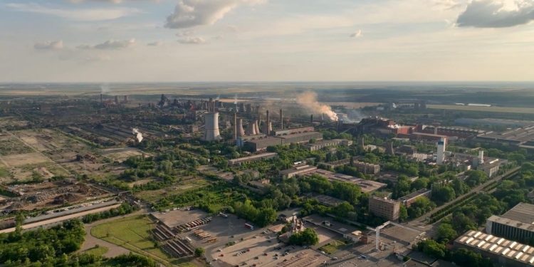 Guvernul a aprobat reglementarile prin care siderurgistii de la Combinatul Liberty Galati vor avea parte de