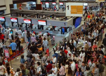 Inca 96 de romani au fost repatriati din Orientul Mijlociu Acesta reprezinta al patrulea zbor de evacuare prin