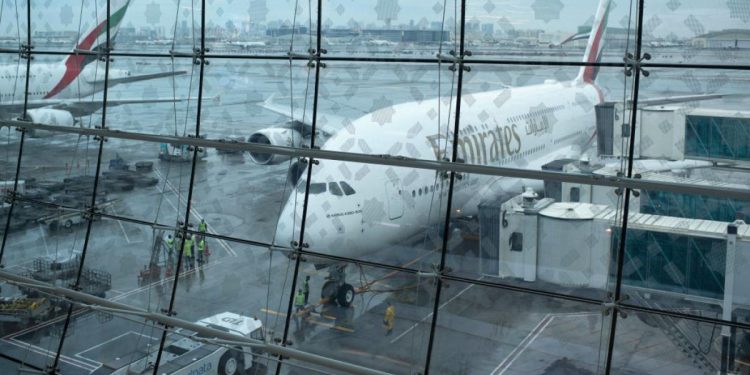 MAE anunta intoarcerea a 250 de romani din Emiratele Arabe Unite O alta aeronav a