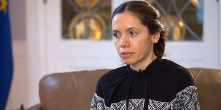 Mirabela Grdinaru imprtete mesajul primit de la Nicuor Dan dupa discursul su de la Washington